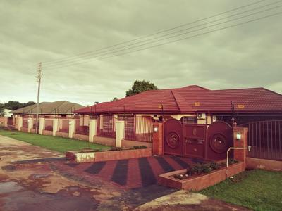 House For Sale in Lwamondo, Thohoyandou Rural