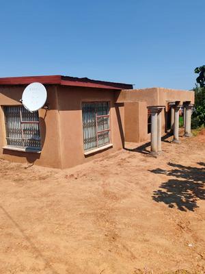 House For Sale in Dzwerani, Dzwerani