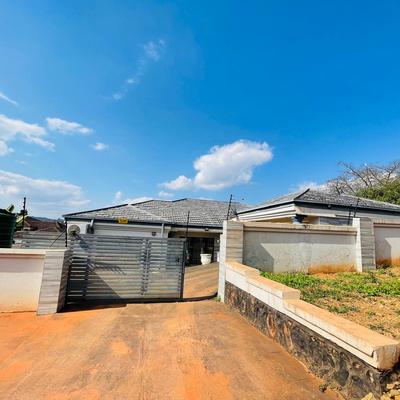 House For Sale in Thohoyandou, Thohoyandou
